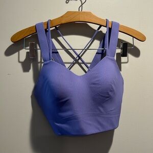 Lululemon like a cloud bra